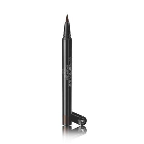 chanel stylo eyeliner simplicite definit